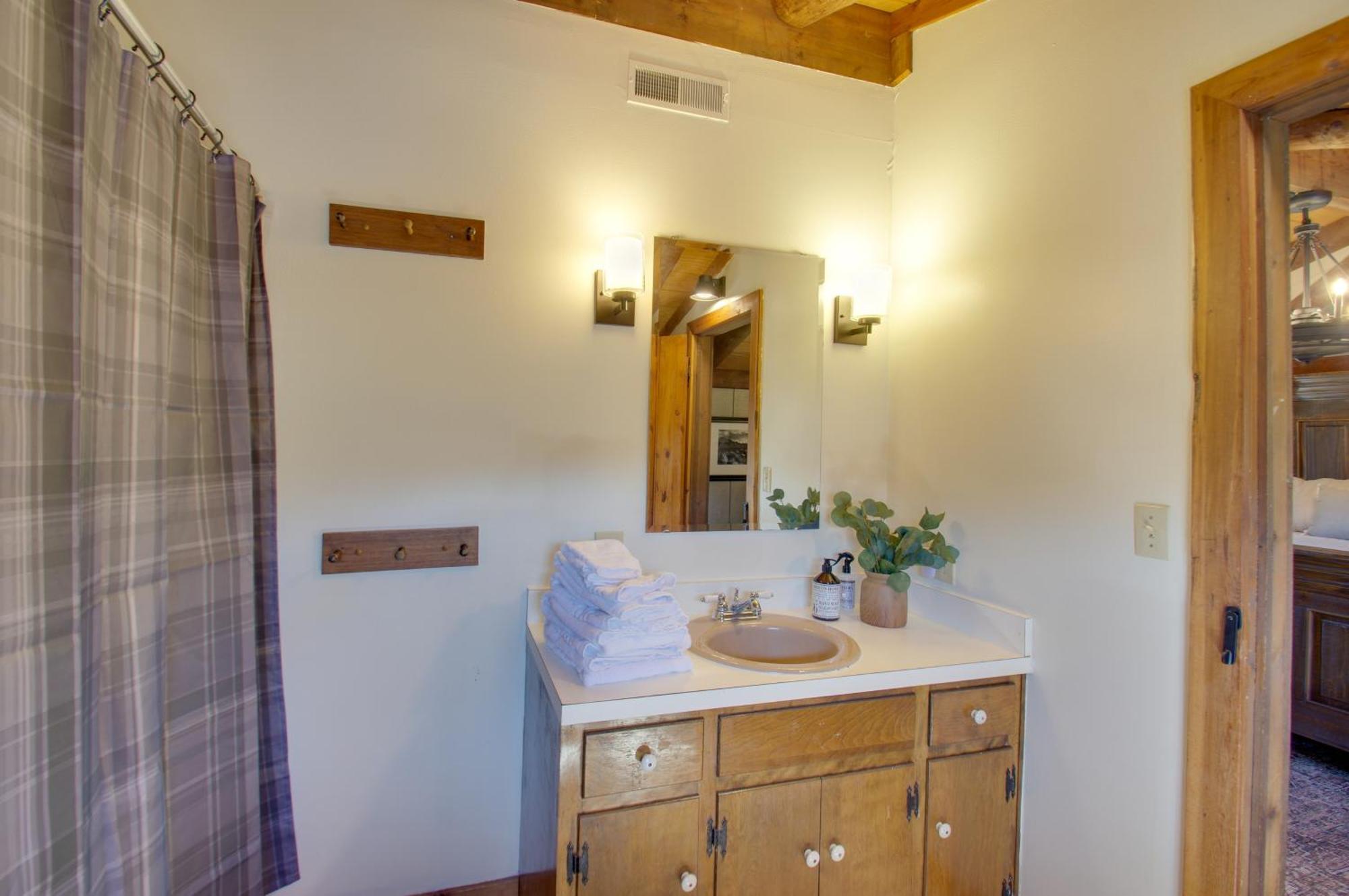 Cozy Log Cabin Getaway With Fire Pit And 3 Acres! Ruckersville Zewnętrze zdjęcie