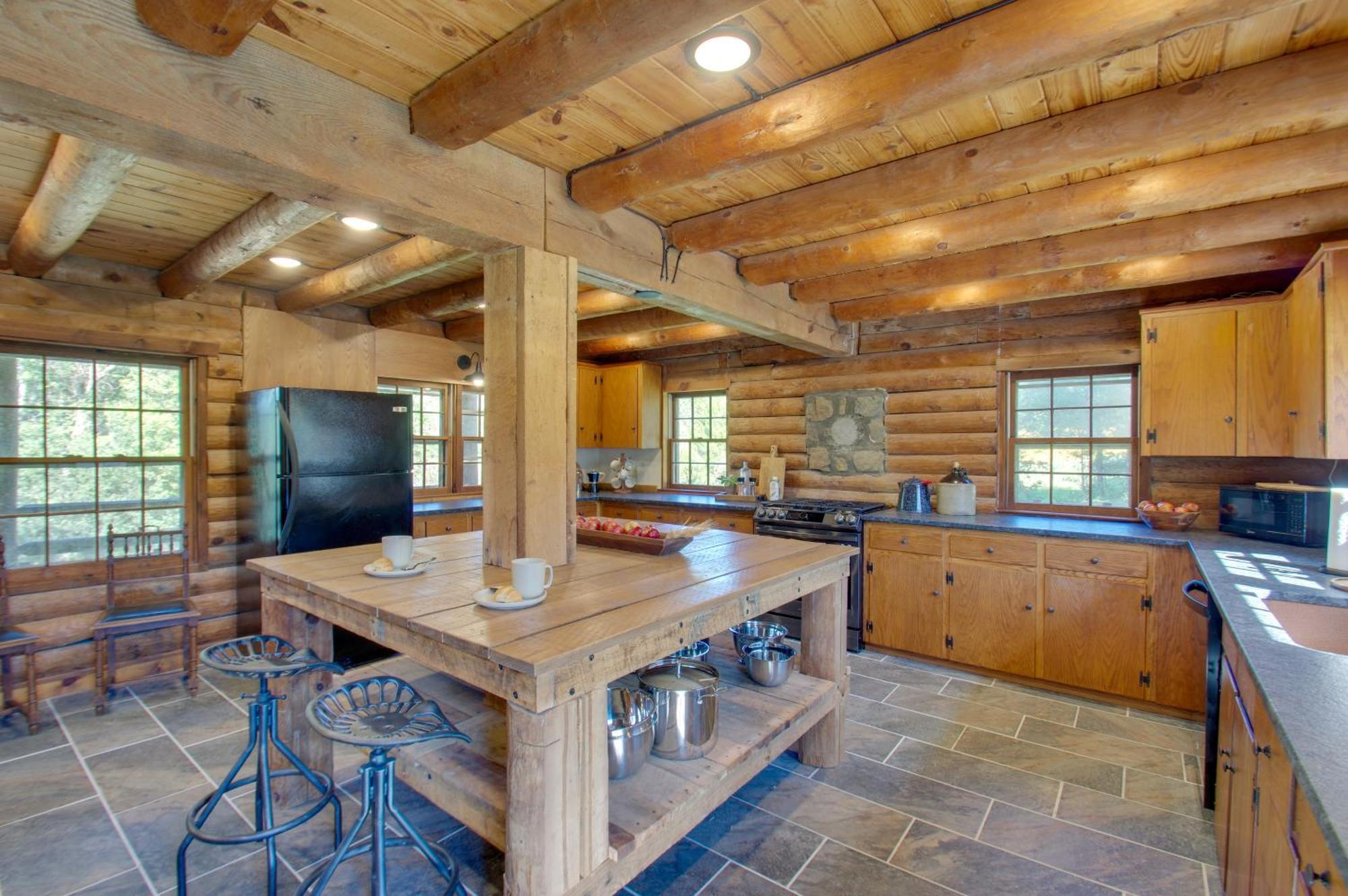 Cozy Log Cabin Getaway With Fire Pit And 3 Acres! Ruckersville Zewnętrze zdjęcie