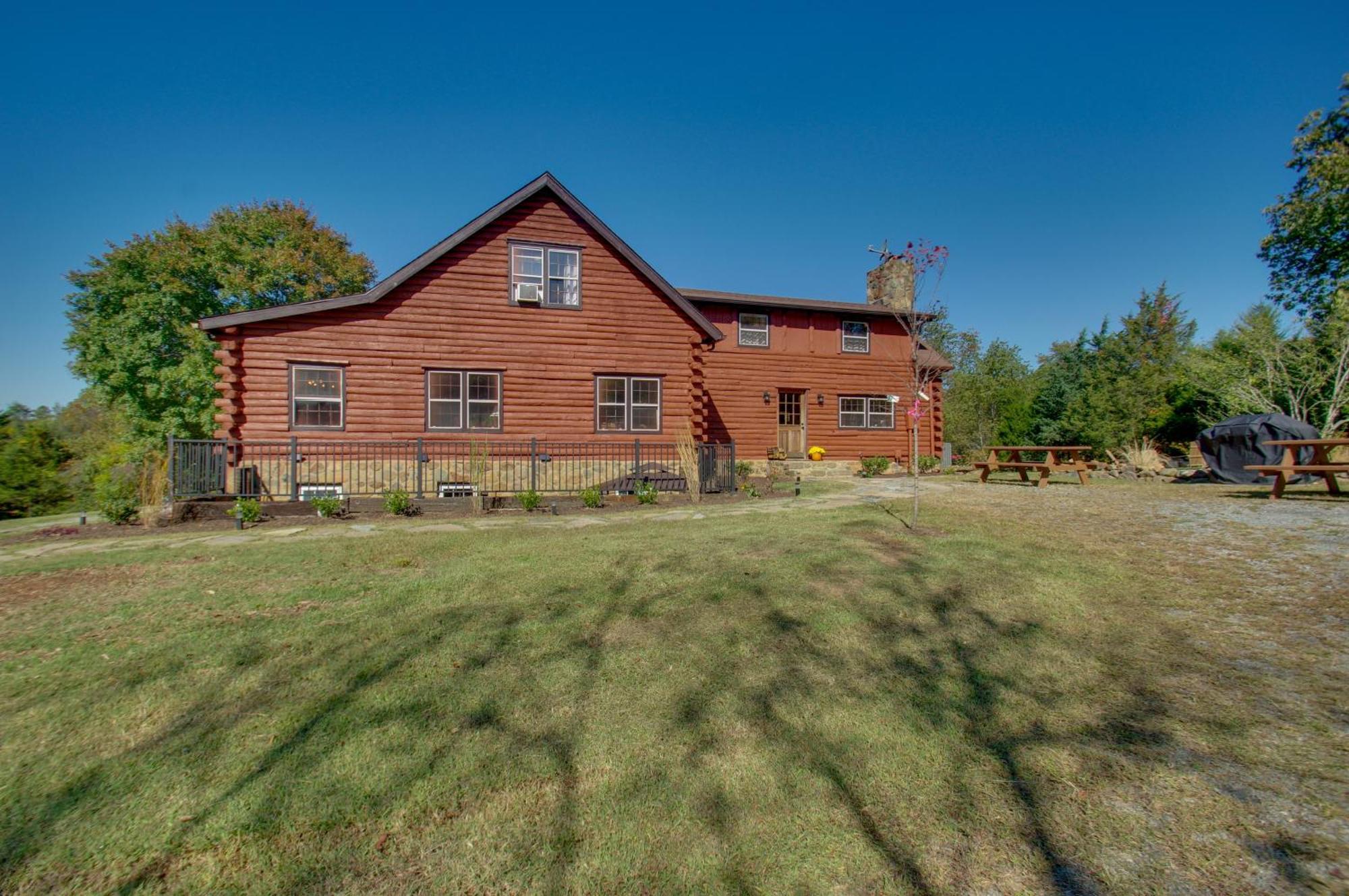 Cozy Log Cabin Getaway With Fire Pit And 3 Acres! Ruckersville Zewnętrze zdjęcie