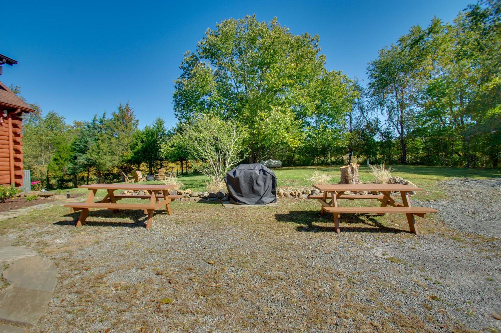 Cozy Log Cabin Getaway With Fire Pit And 3 Acres! Ruckersville Zewnętrze zdjęcie
